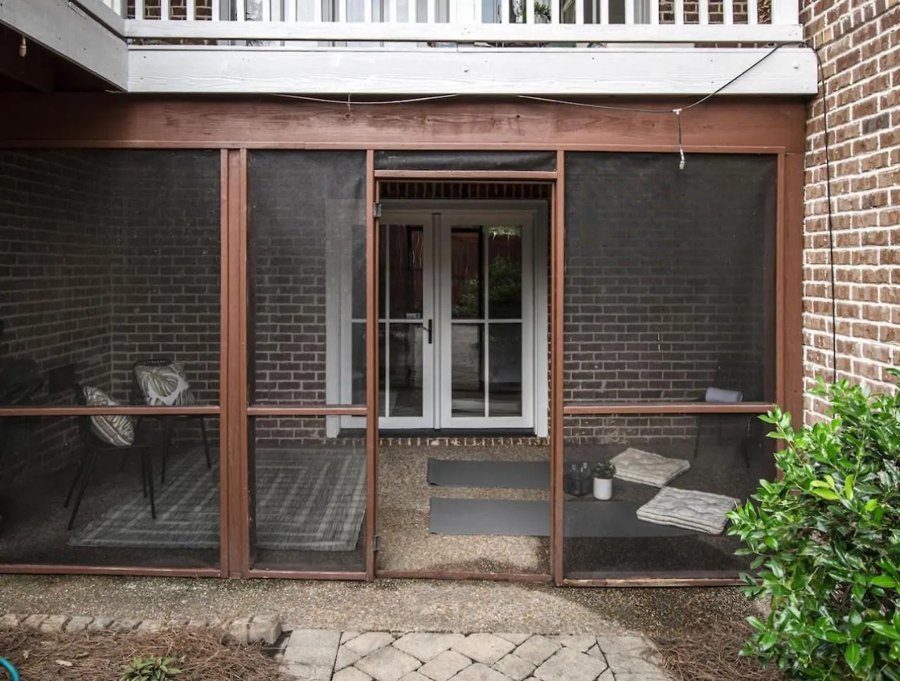 Luxe Large Home With Movie Room, Hot Tub, Garage Nashville 0*,  United States