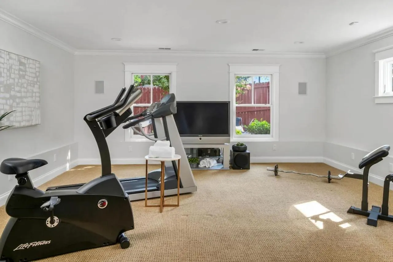 Luxe Large Home With Movie Room, Hot Tub, Garage Nashville