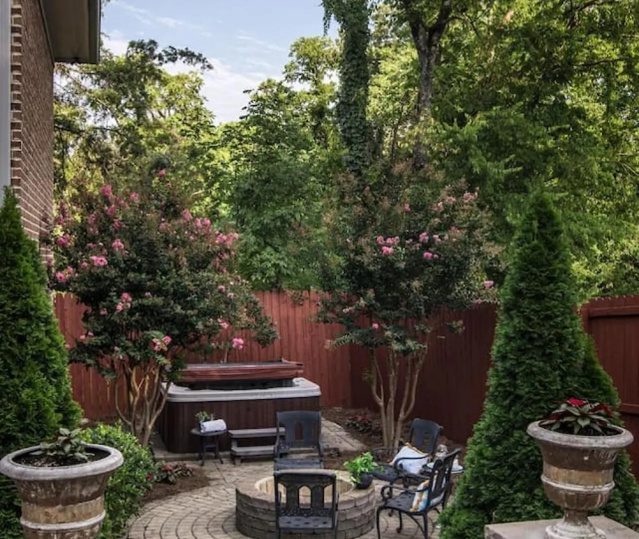 Luxe Large Home With Movie Room, Hot Tub, Garage Nashville 0*,